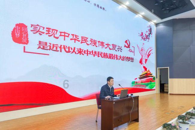 宫保鸡丁是怎么做的呢？游戏画面